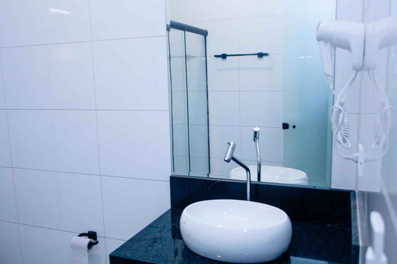 Hotel E Motel Madrugada Itu Zewnętrze zdjęcie